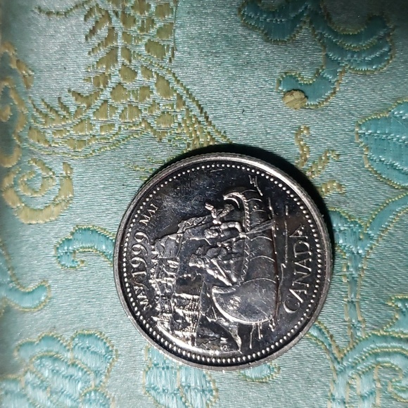 4 for $15  limited edition Canadian quarter - Picture 1 of 2
